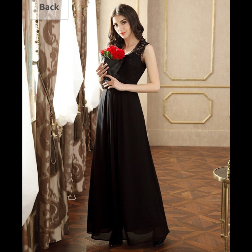 Black V Neck Sleeveless  Maxi Dress size XL.